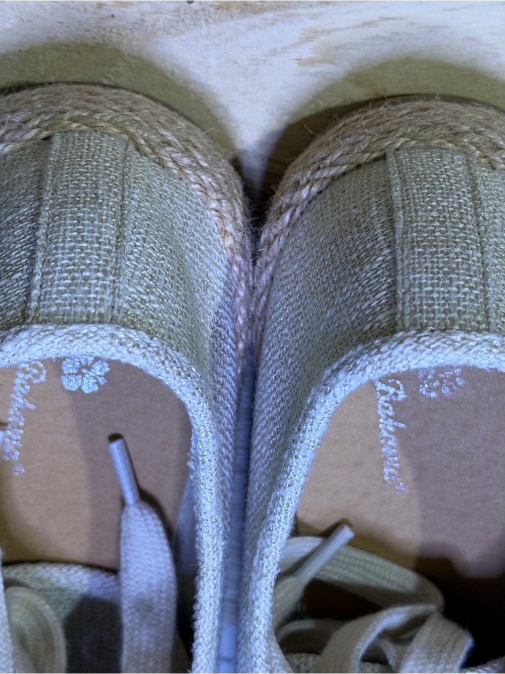 Tommy Bahama Espadrille Sneakers/Shoes 9 NEW Tan/Beige - Picture 5 of 8